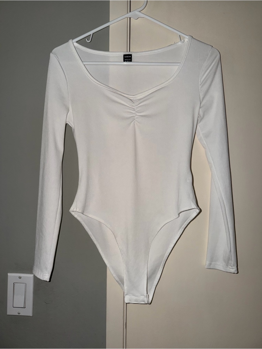 SHEIN White Ribbed Scoop Neck Bodysuit